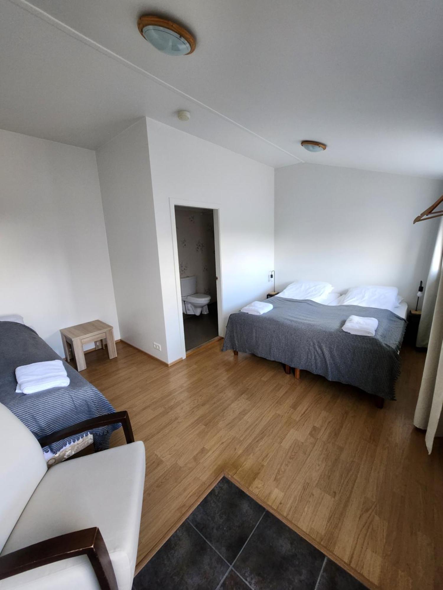 Fjos Guesthouse Varmahlid  Luaran gambar